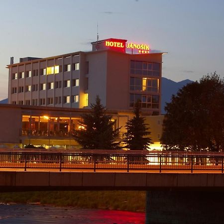 Hotel Janosik Liptovský Mikuláš Dış mekan fotoğraf