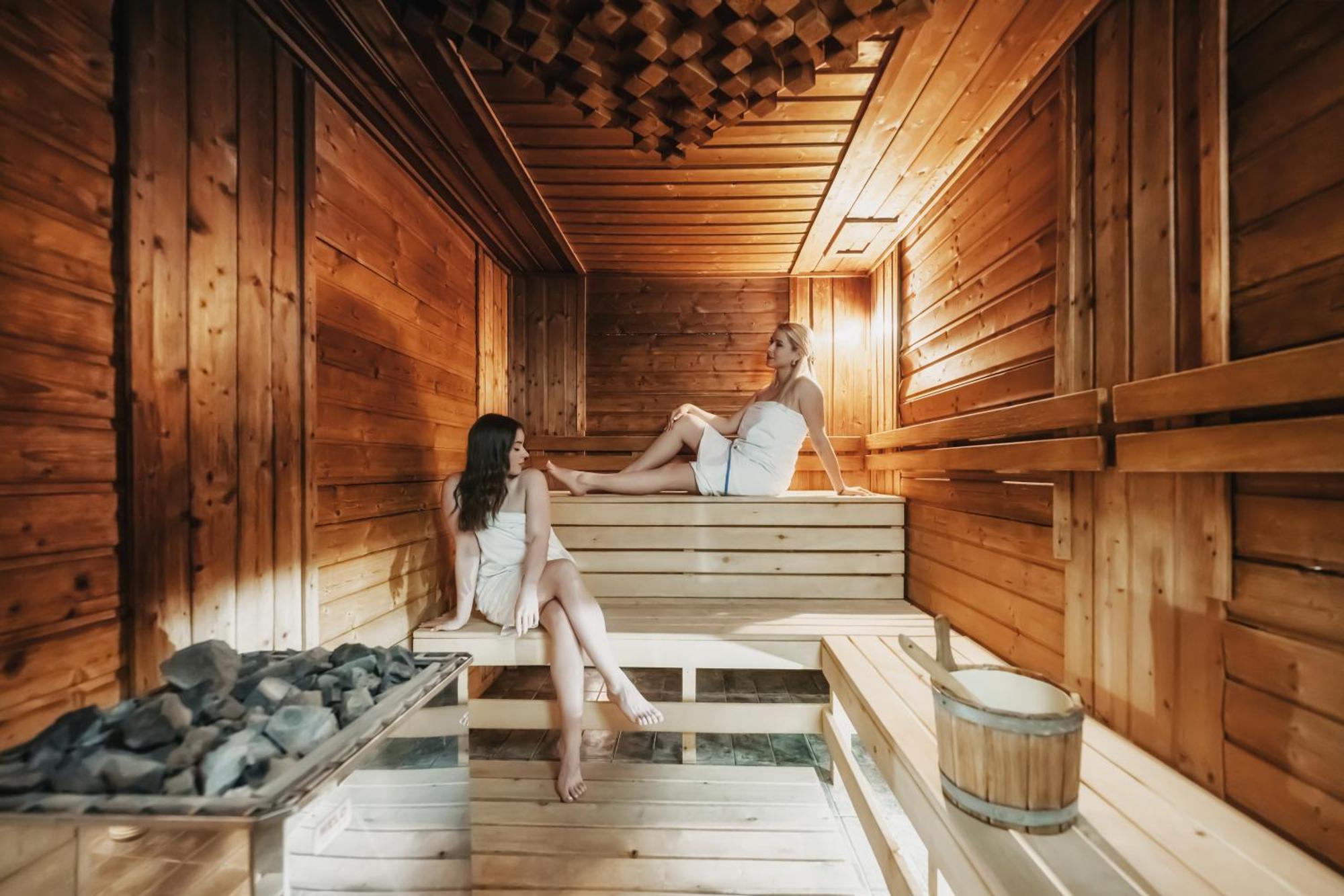 Hotel Janosik Liptovský Mikuláš Dış mekan fotoğraf